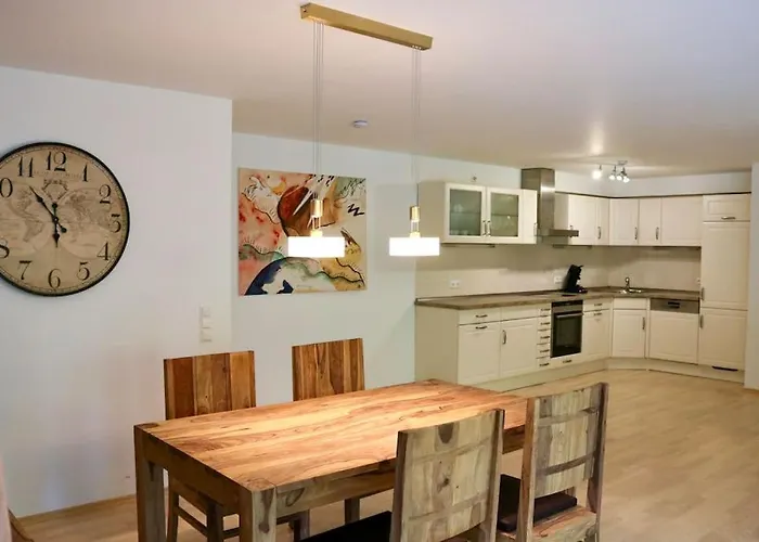 Keni, Dietop-ferienwohnung Murnau am Staffelsee