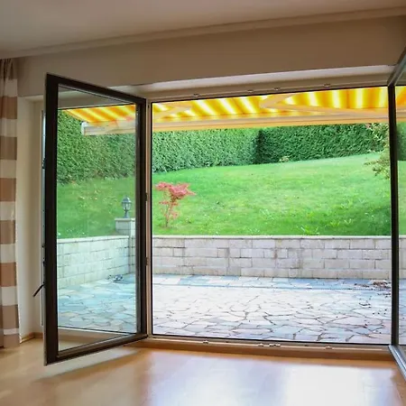 Keni, Dietop-ferienwohnung Apartment *
