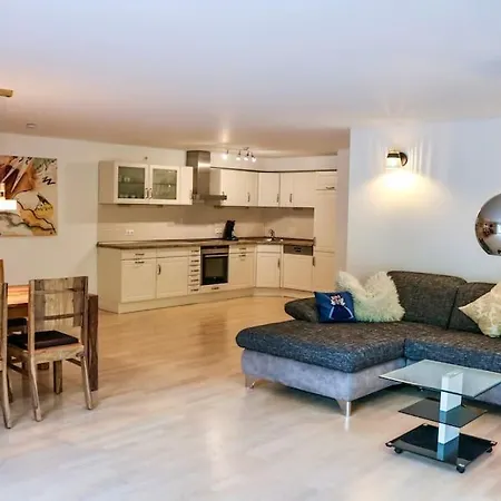 Keni, Dietop-ferienwohnung